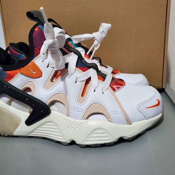 Nike Air Huarache Craft Lunar Women Sz 7 FD4621-181 New Year White Orange Rare! - Picture 13 of 14